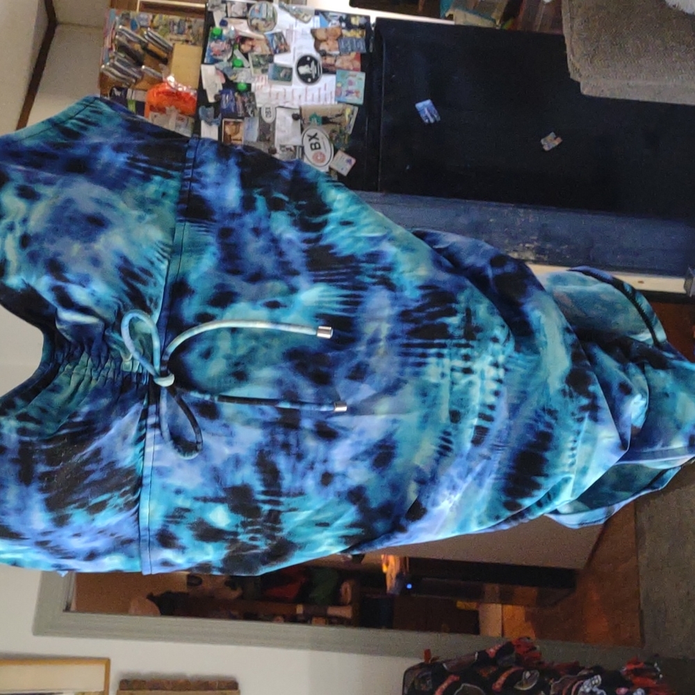 Bathing suit - Picture 3 of 4